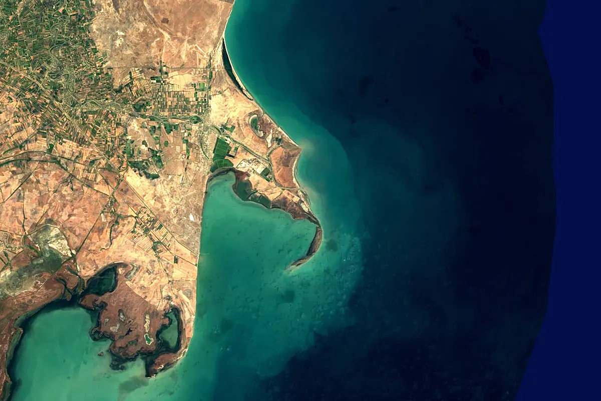 Kura River: satellite view of the mouth