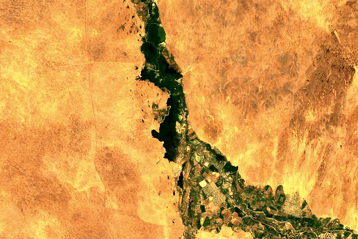 Kushk River: satellite view of the mouth