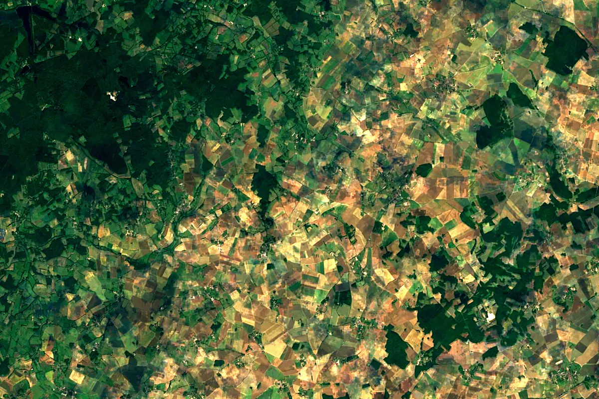 Loing: satellite view of the source