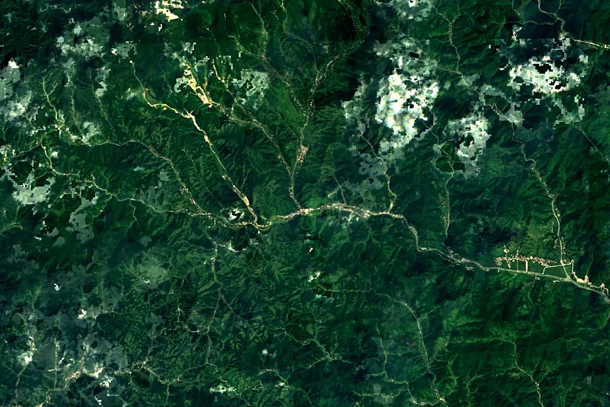 Luo River: satellite view of the source
