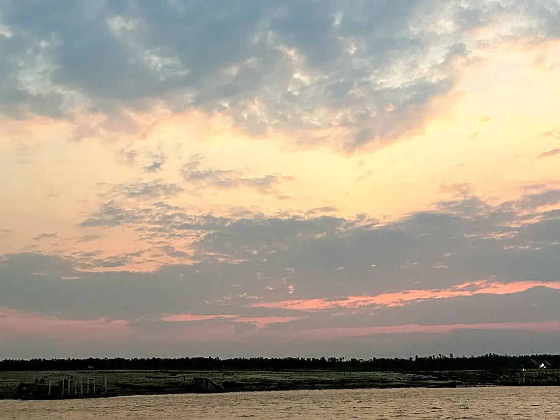 Atardecer en el rio Mamoré