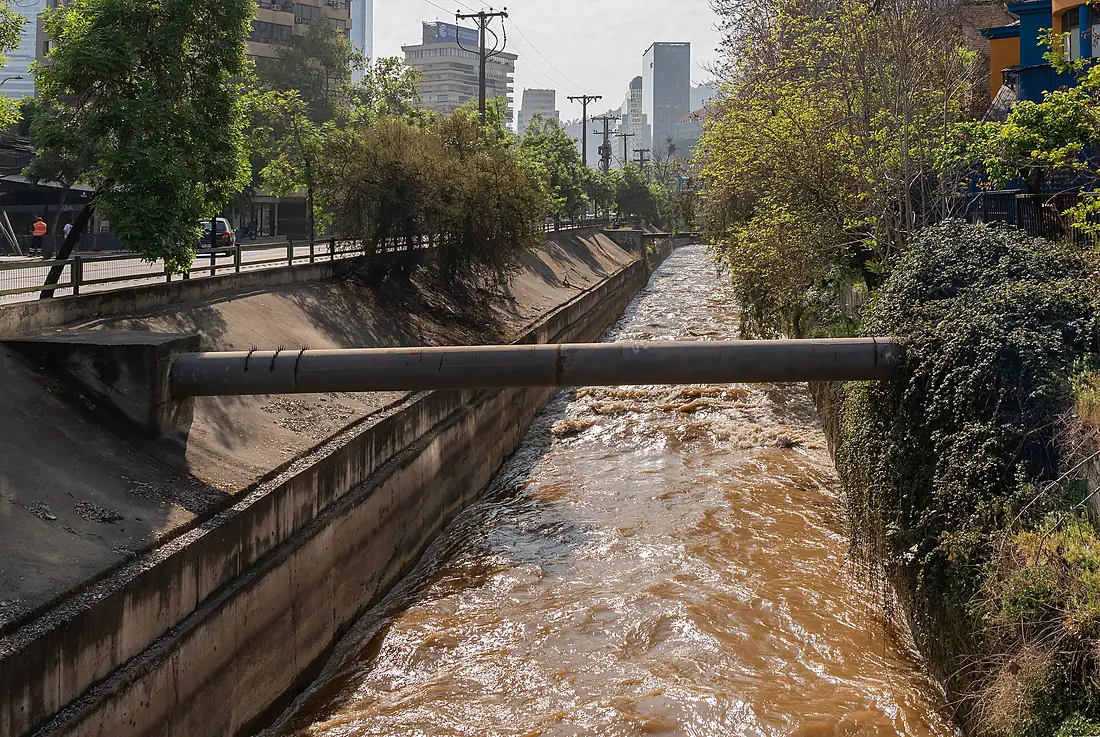Canal Río Mapocho A74200420240928