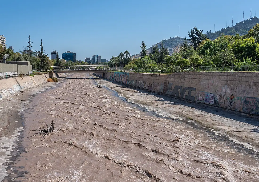Río Mapocho A74137320240211