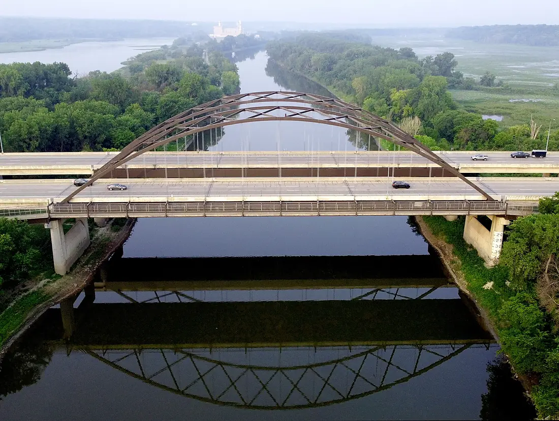 Cedar Ave Bridge over Minnesota River - Straight On