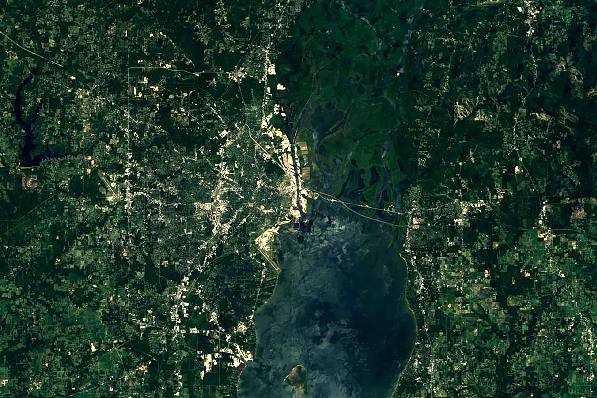 Mobile River: satellite view of the mouth