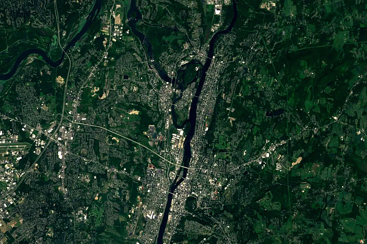 Mohawk River: satellite view of the mouth