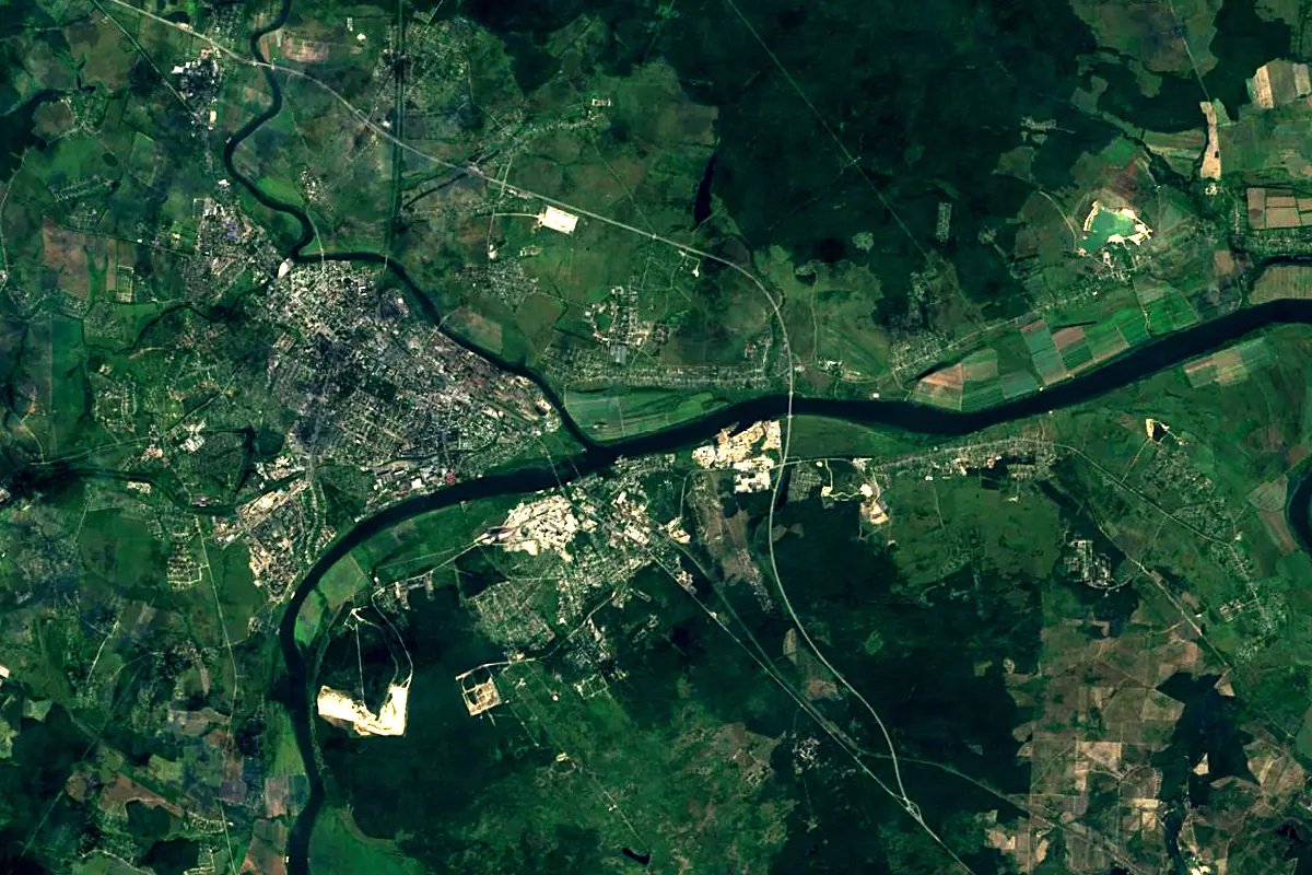 Moskva River: satellite view of the mouth