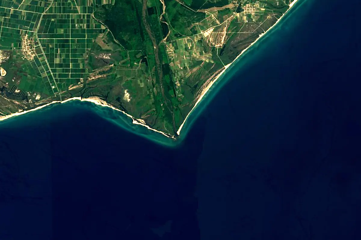Nestos: satellite view of the mouth