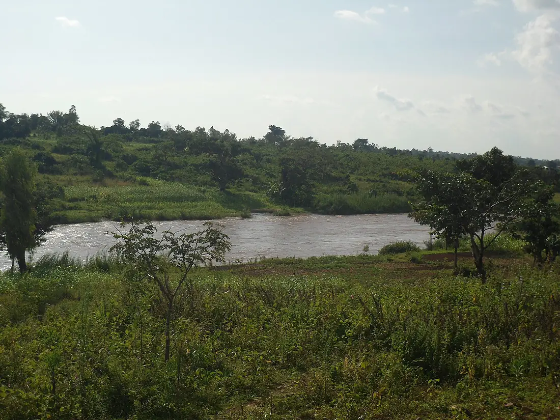 River Nzoia (7608733962)