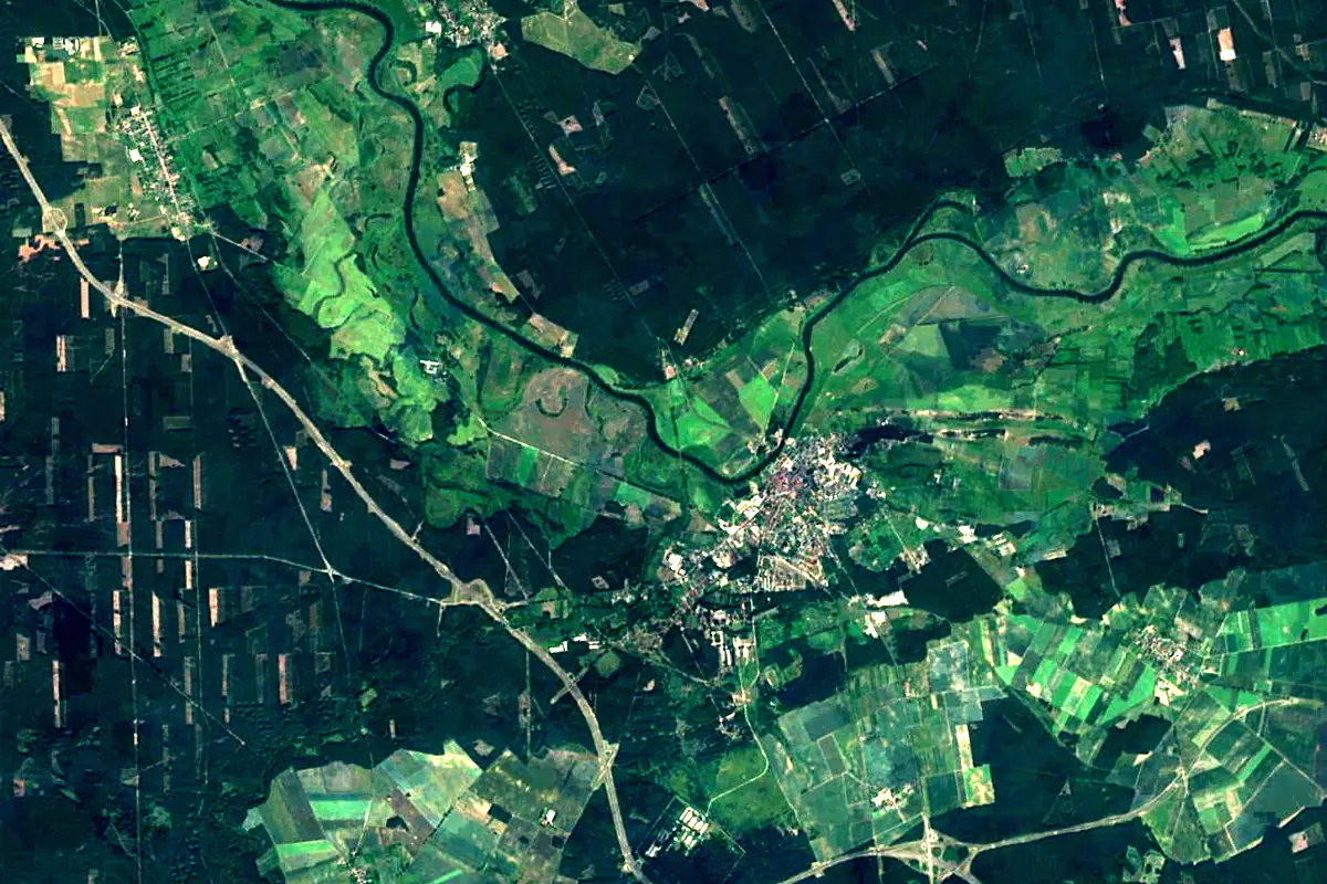 Obra: satellite view of the mouth
