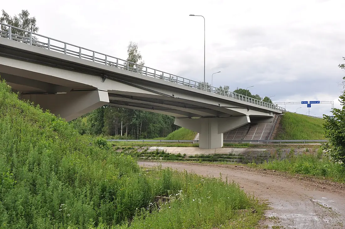 Ceļš E22, P80, tilts pār Ogri, Krapes pagasts, Ogres novads, Latvia - panoramio