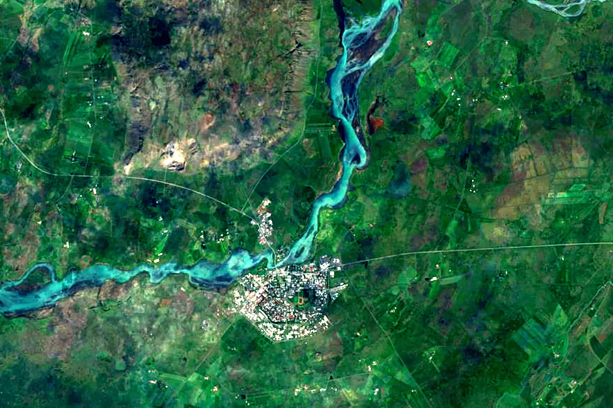 Ölfusá: satellite view of the mouth