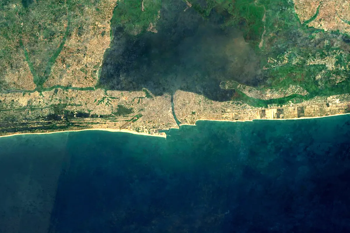 Ouémé River: satellite view of the mouth