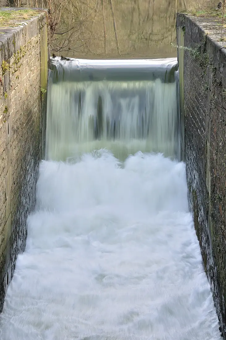 Canal de l'Ourthe à Poulseur - Ourthe's river at Poulseur (Belgium)