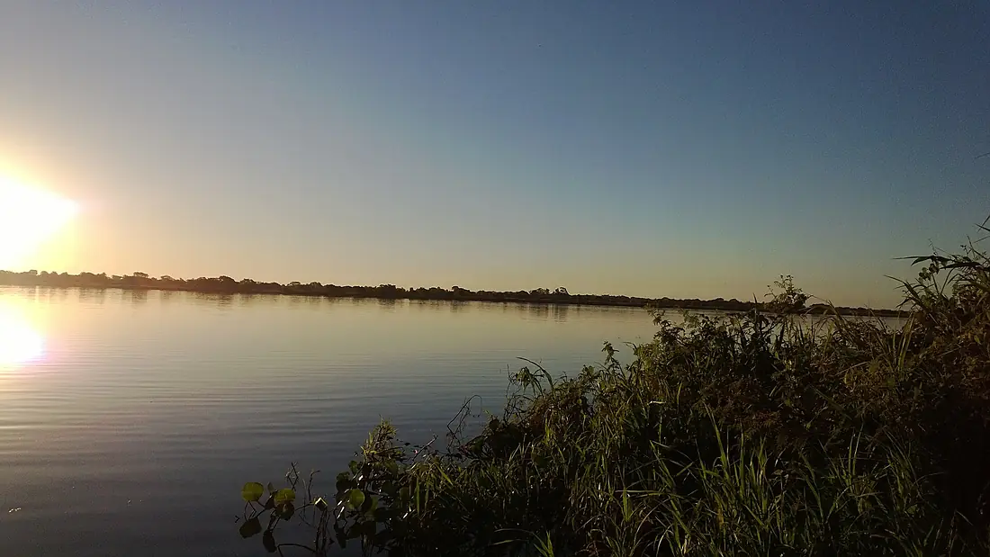 Atardecer sobre el Río Paraguay 3 - panoramio