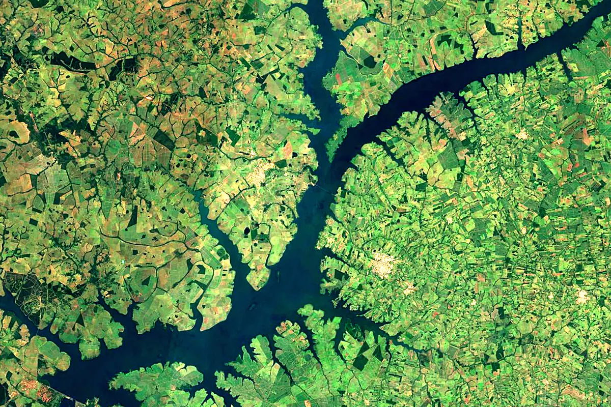 Paranaíba River: satellite view of the mouth