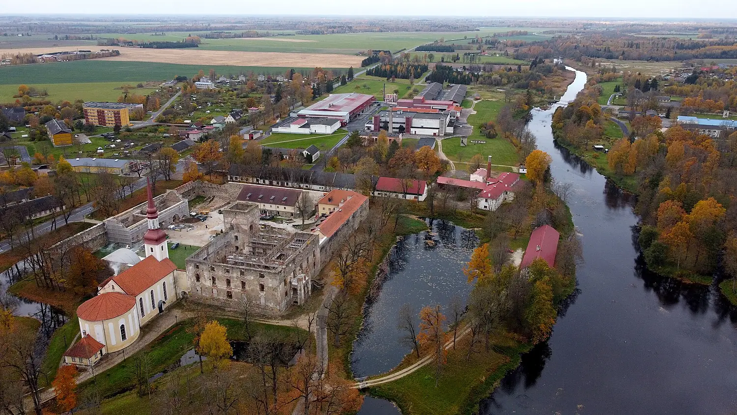 Põltsamaa castle and river in Estonia 0841