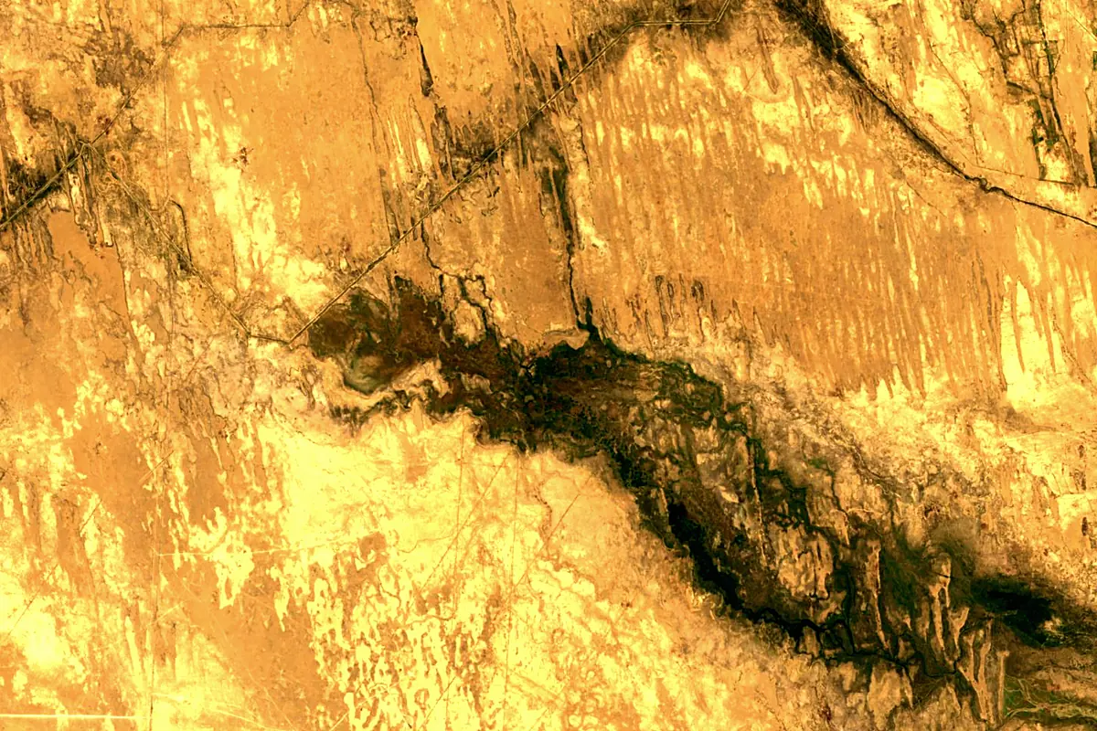 Qashqadaryo River: satellite view of the mouth