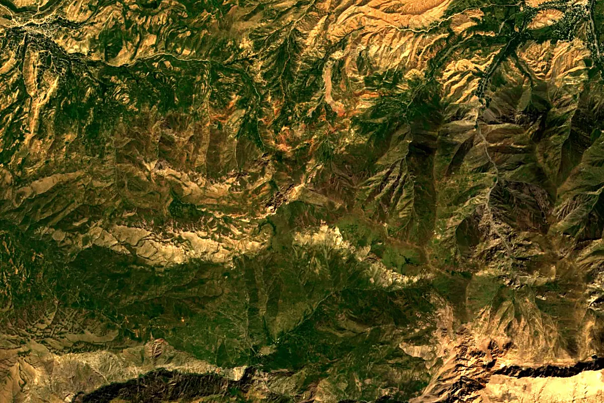 Qashqadaryo River: satellite view of the source