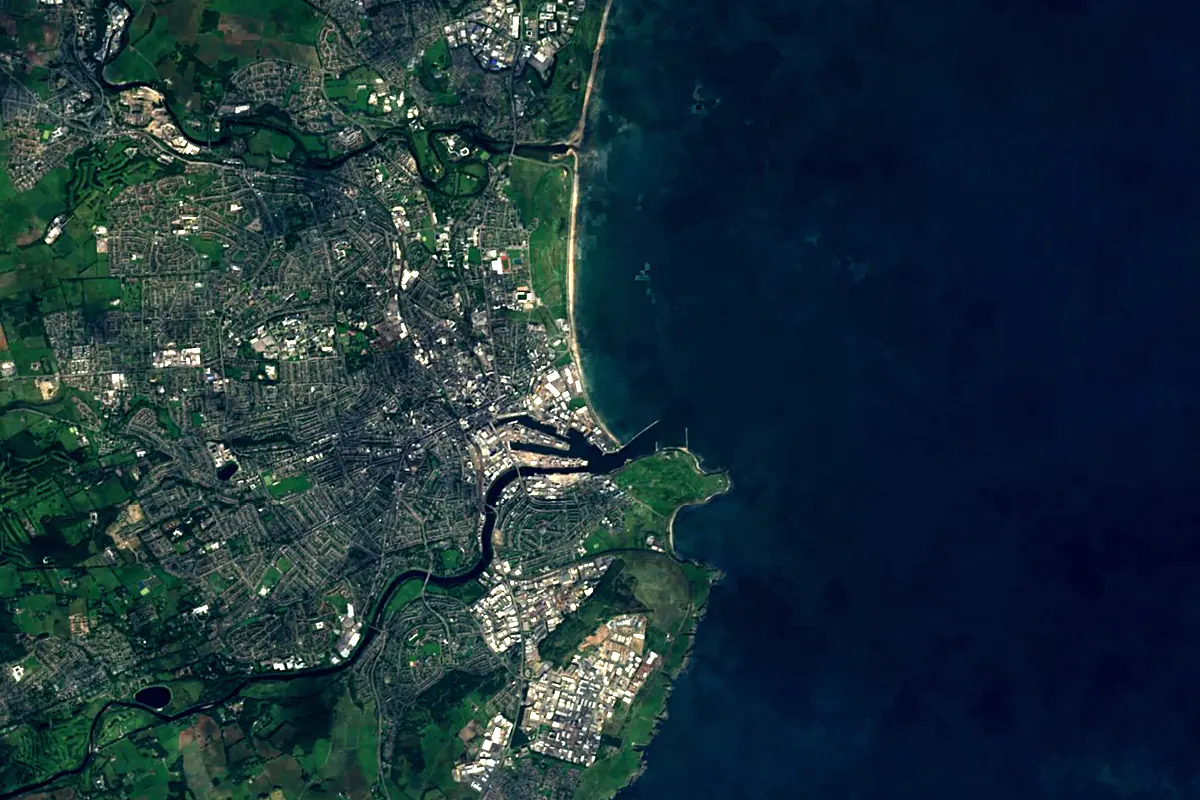River Dee: satellite view of the mouth