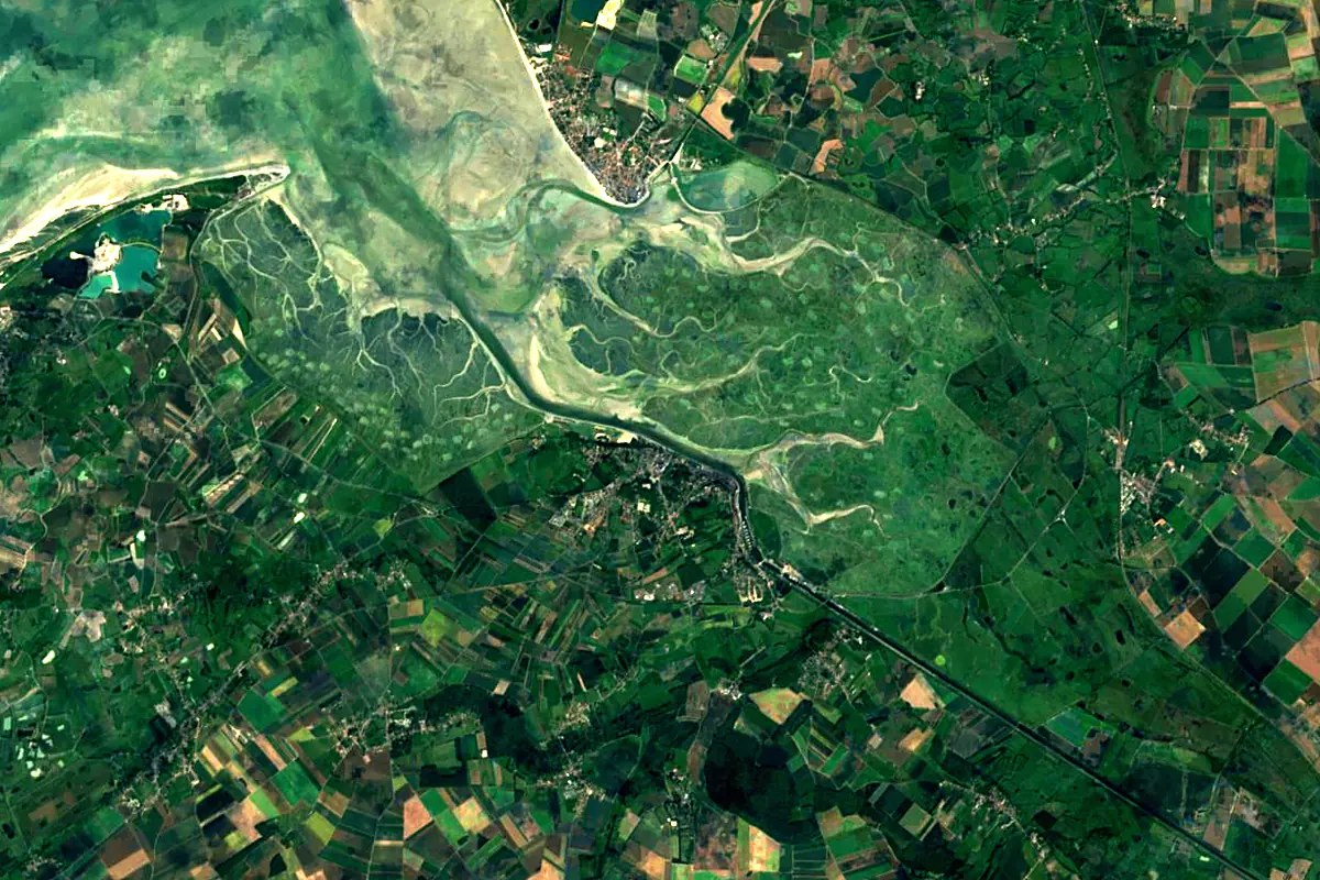 River Somme: satellite view of the mouth