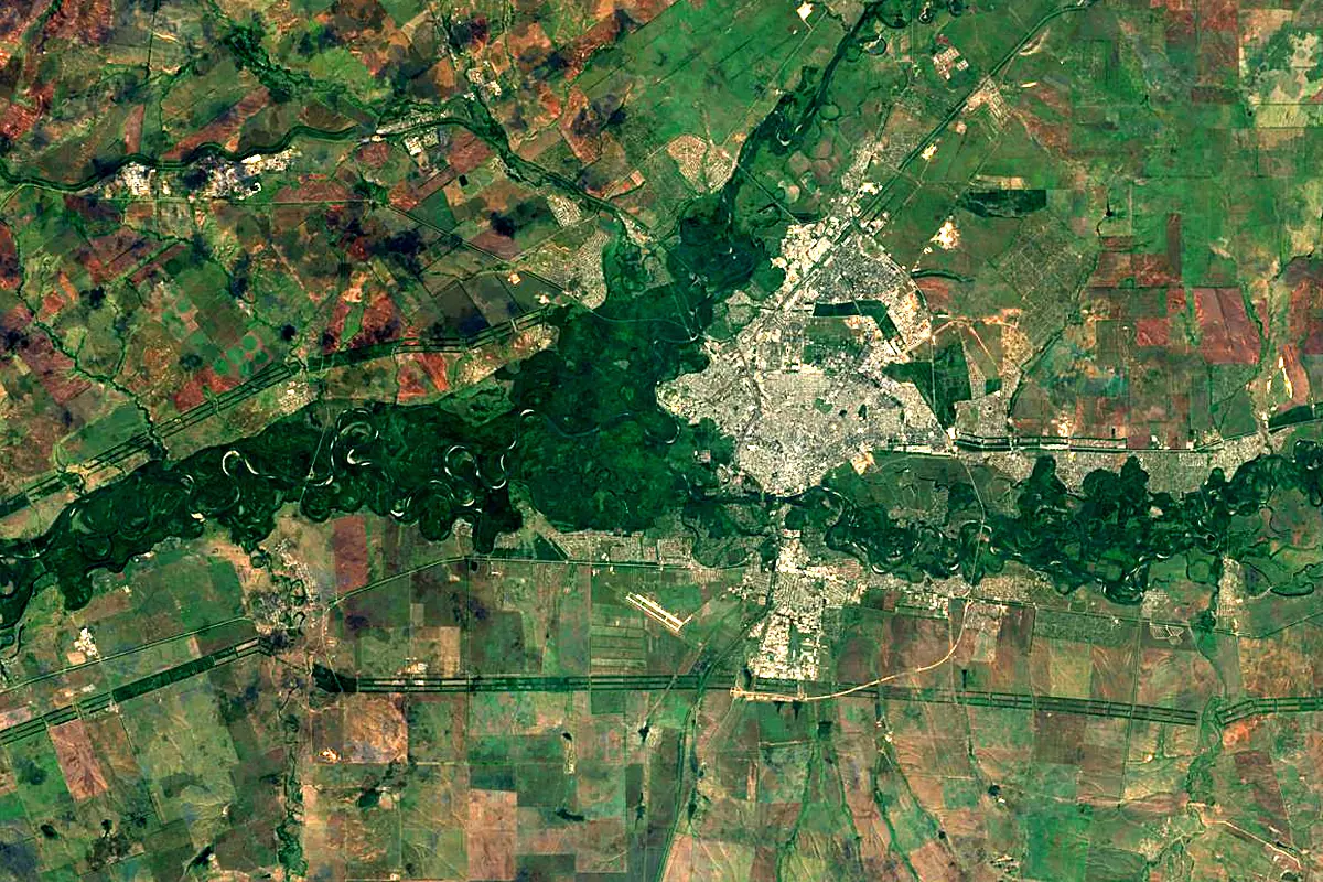 Sakmara: satellite view of the mouth