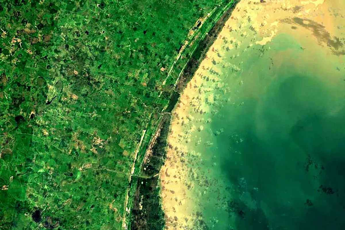 Salado River: satellite view of the mouth