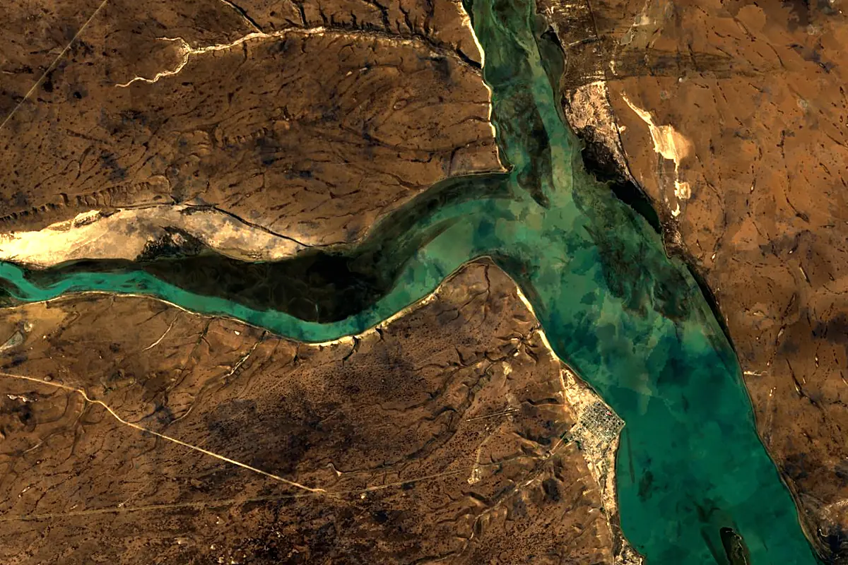 Santa Cruz River: satellite view of the mouth