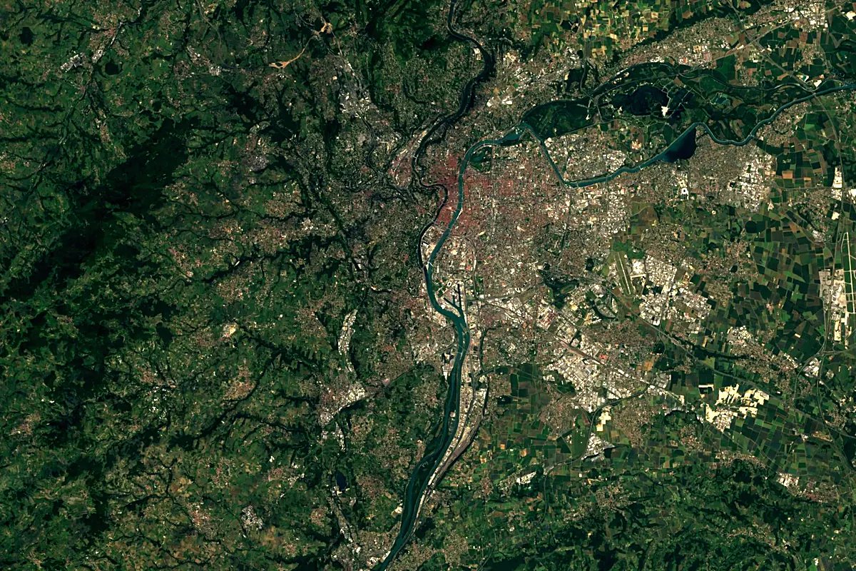 Saône: satellite view of the mouth