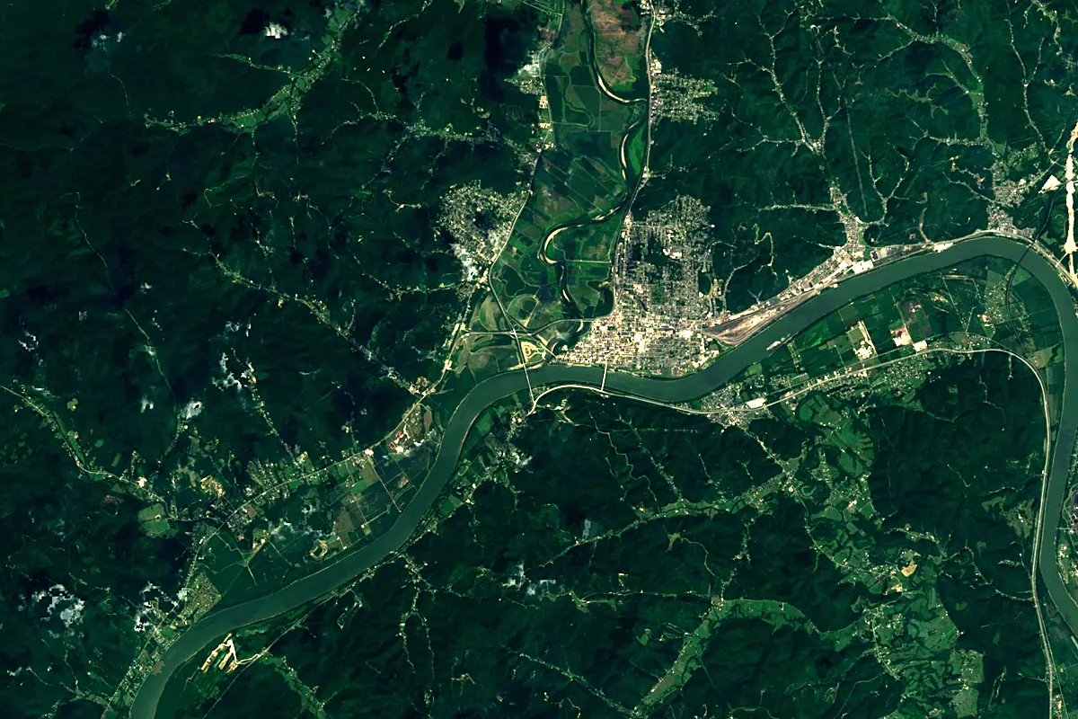 Scioto River: satellite view of the mouth