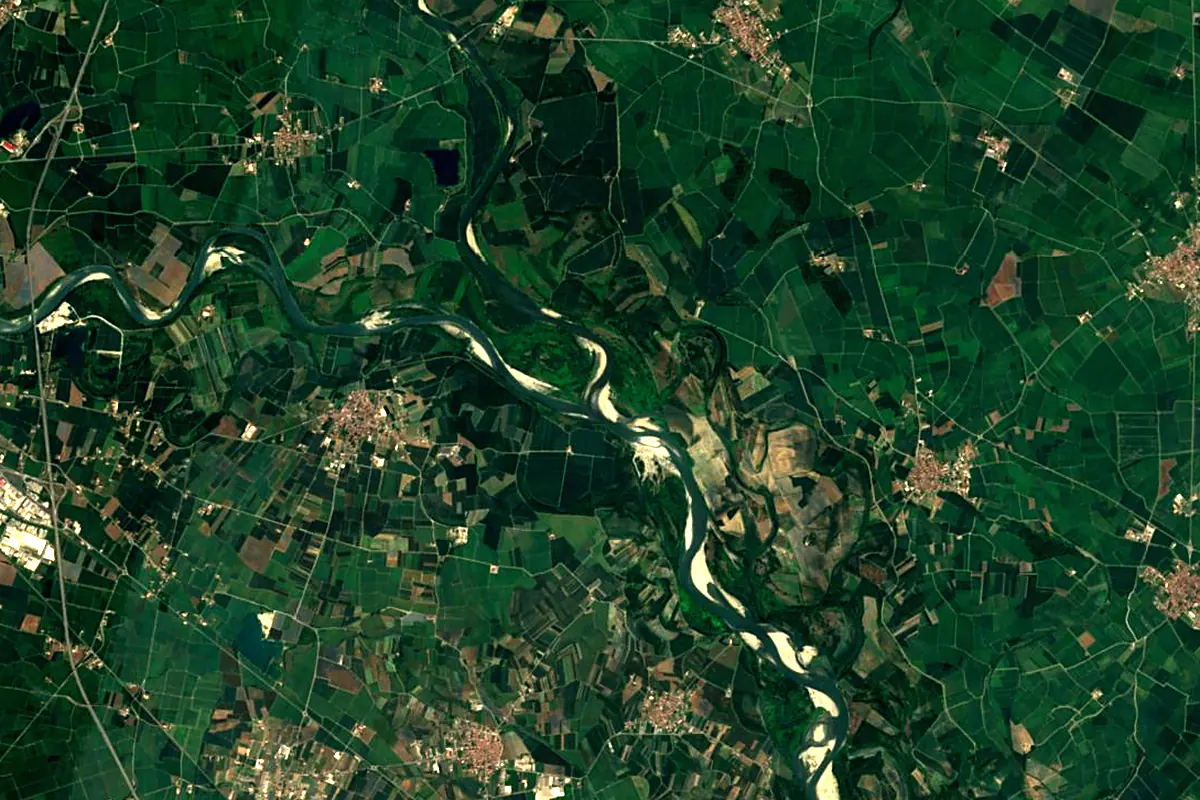 Sesia: satellite view of the mouth