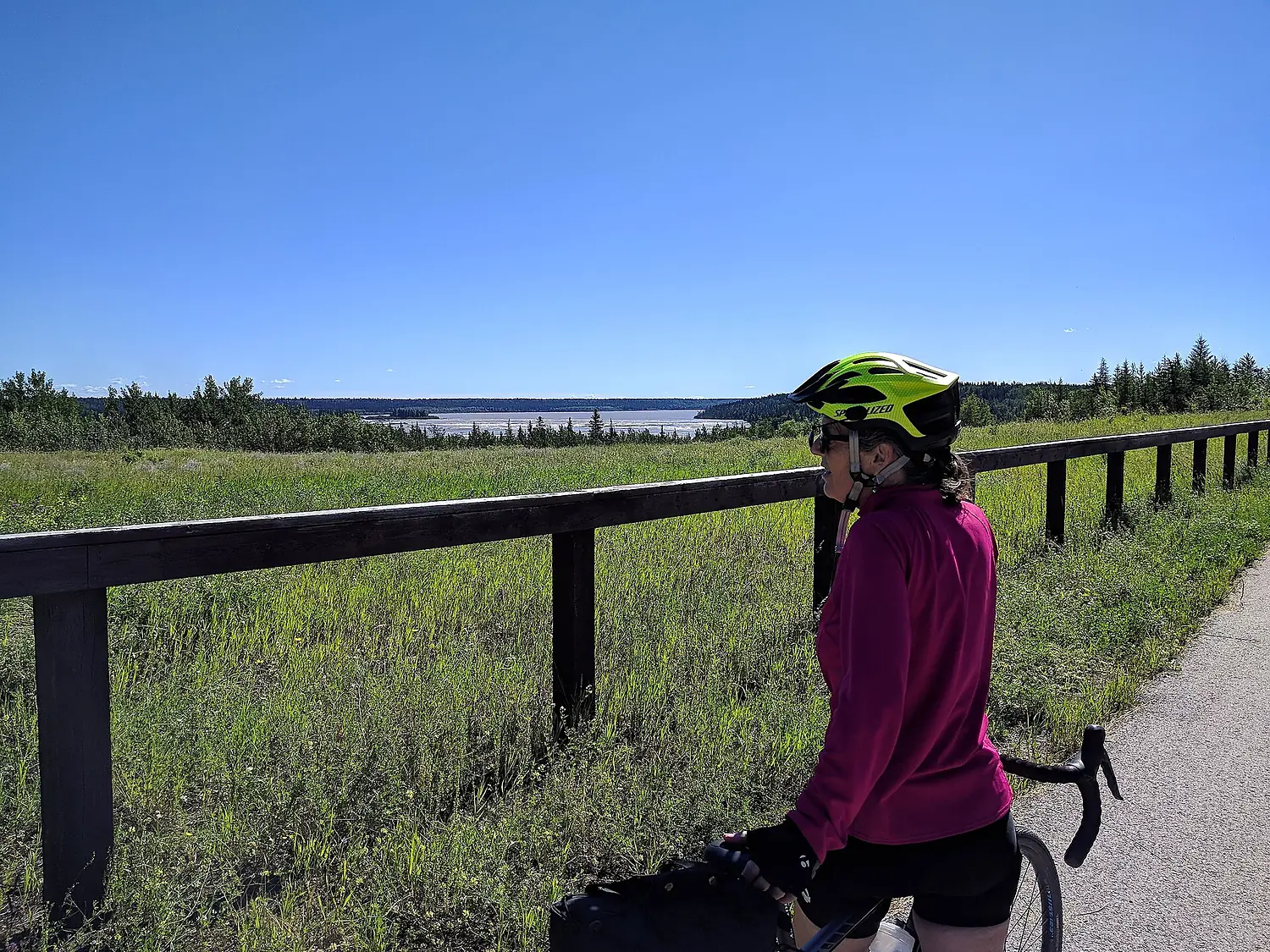 View of the Slave River from bike path (42764488704)