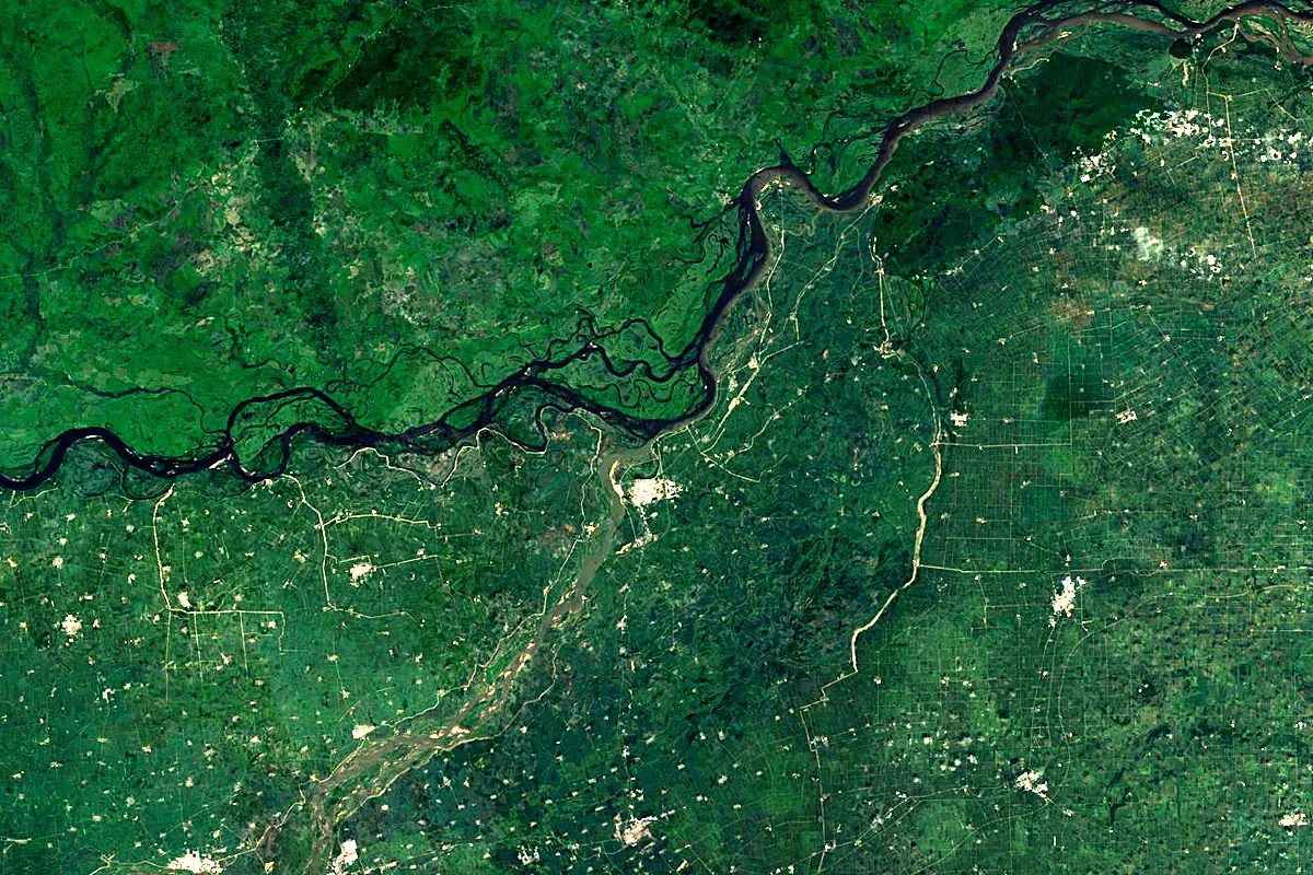 Songhua River: satellite view of the mouth