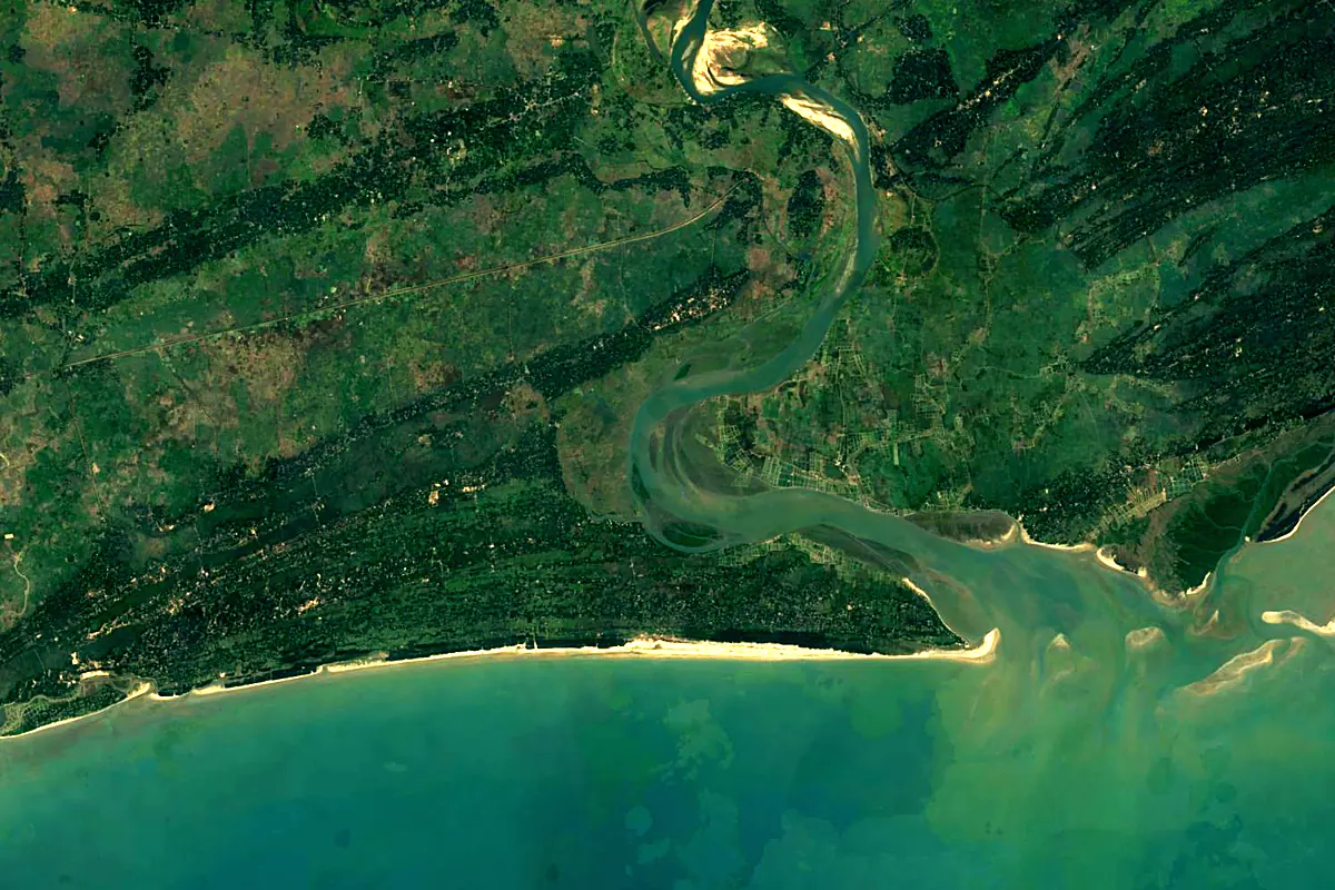 Subarnarekha River: satellite view of the mouth