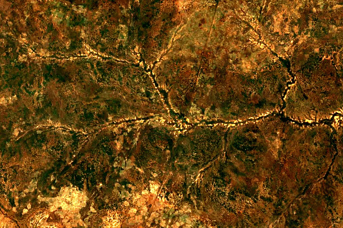Tapoa River: satellite view of the source
