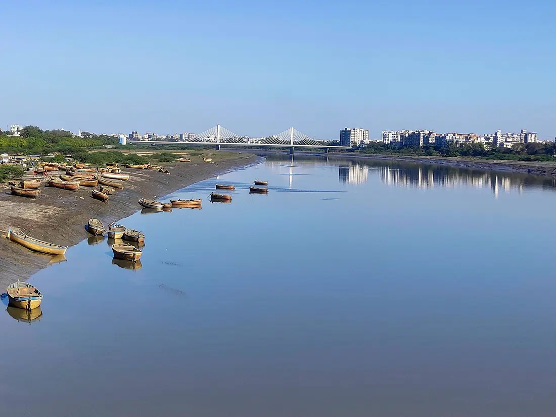 Tapti River, Cable bridge, Surat