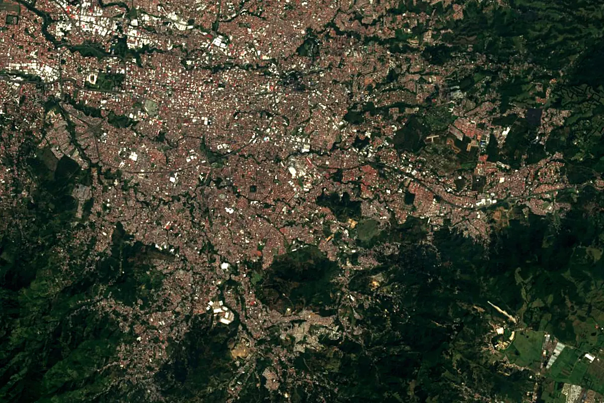 Tárcoles River: satellite view of the source