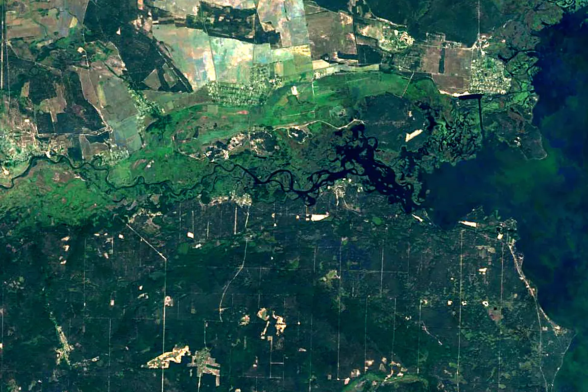 Teteriv: satellite view of the mouth