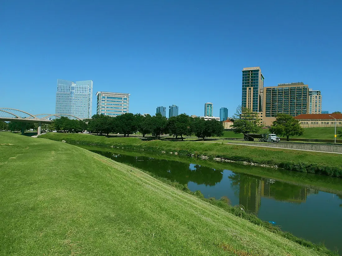 Trinity River view1