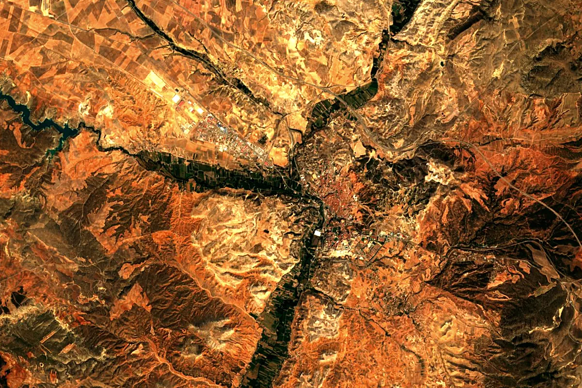 Turia: satellite view of the source
