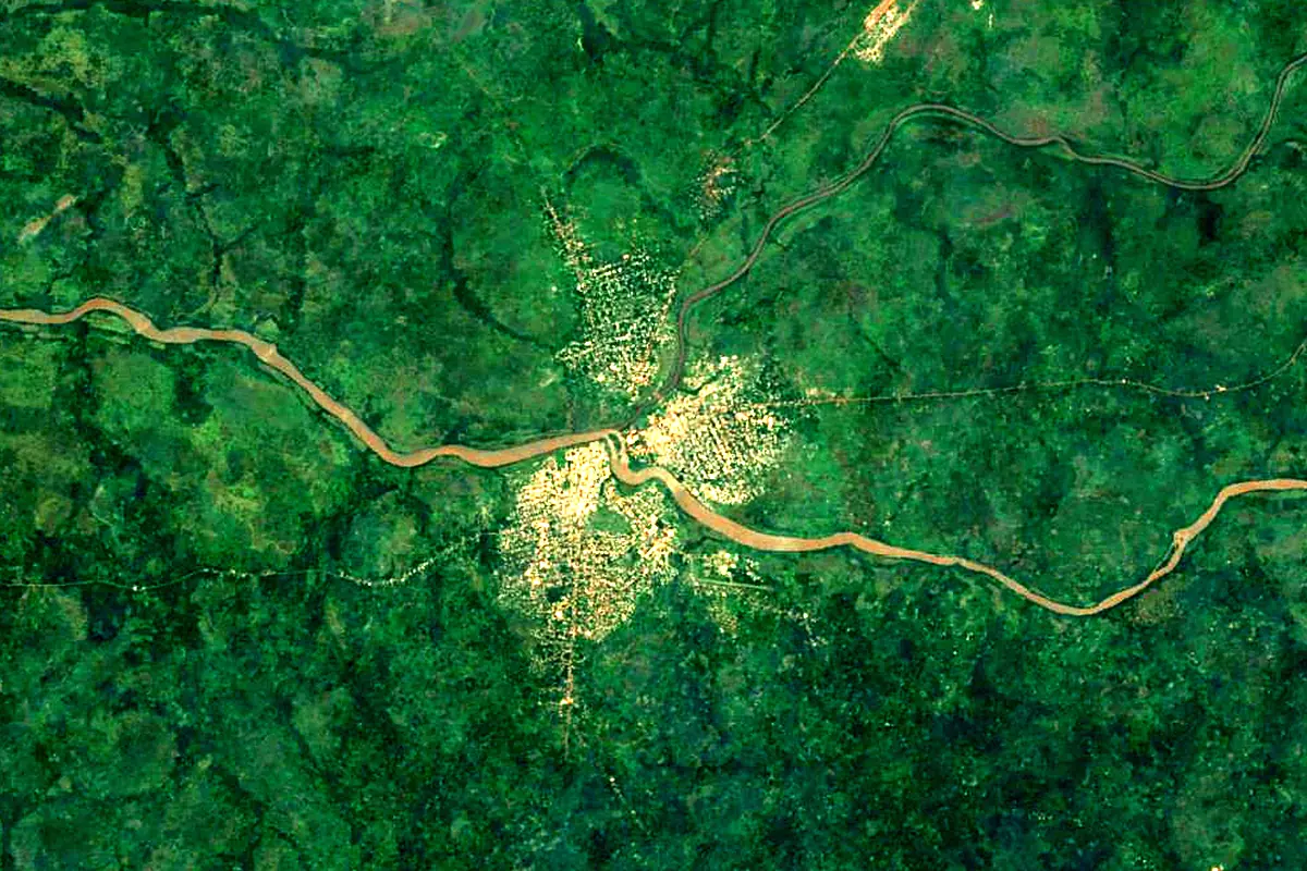 Uele: satellite view of the source
