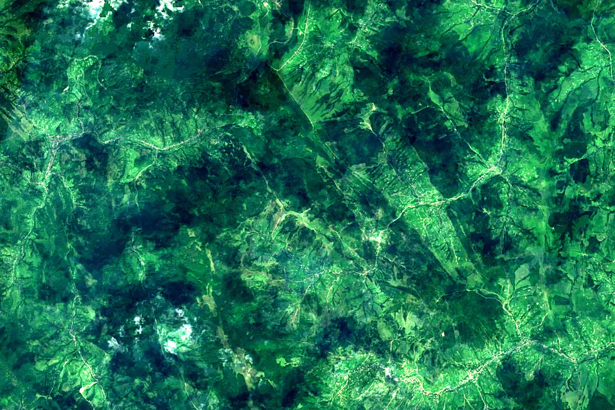 Uzh River: satellite view of the source