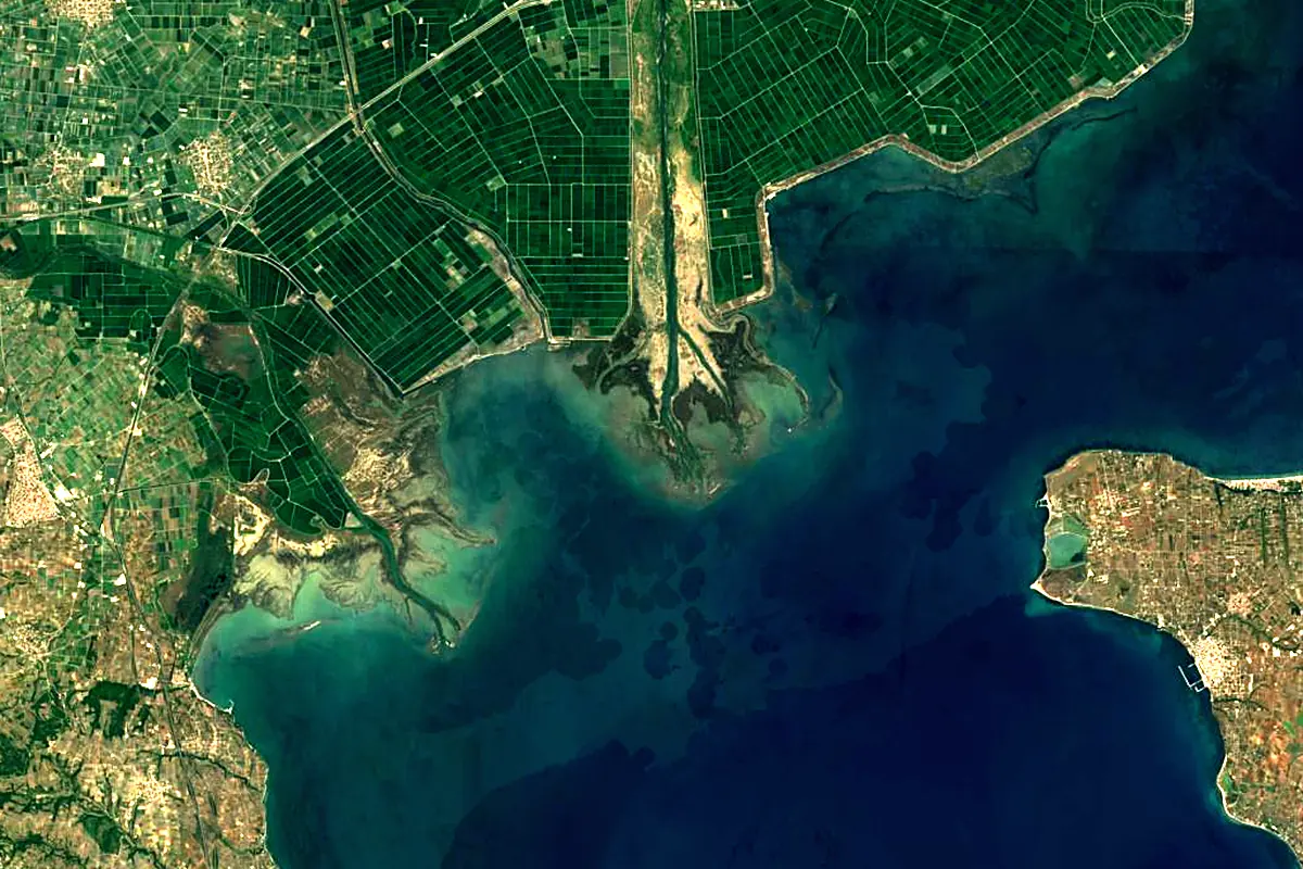 Vardar: satellite view of the mouth