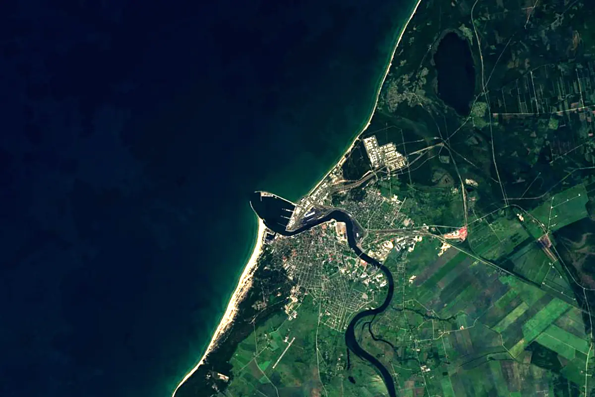 Venta: satellite view of the mouth