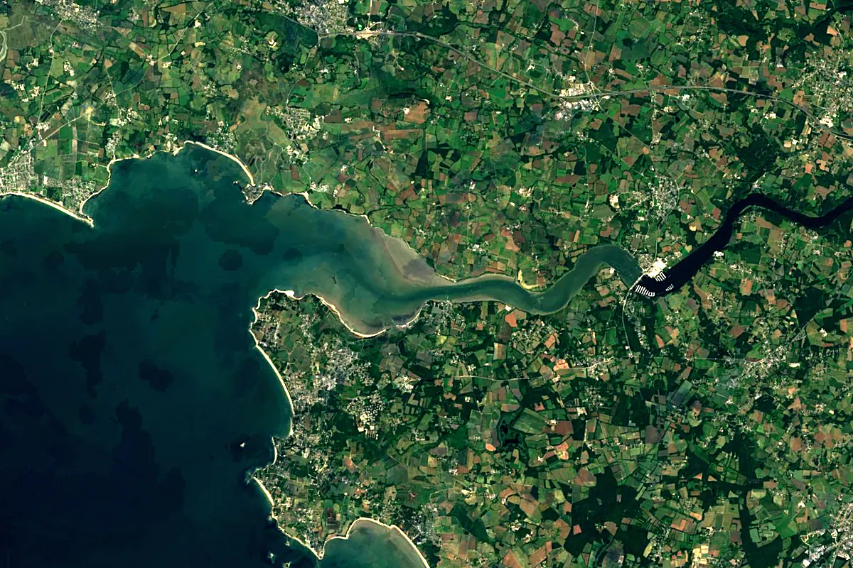 Vilaine: satellite view of the mouth