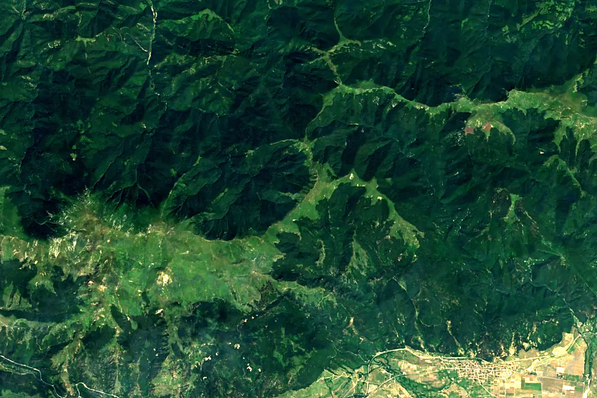 Vit: satellite view of the source