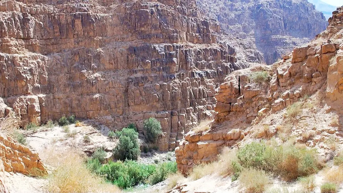 05 Wadi Mujib Malaqi Trail - A View of the Valley at the Beginning of the Trail - panoramio