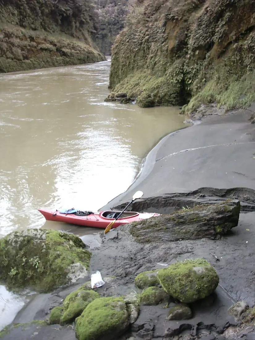Kayaking On The Whanganui