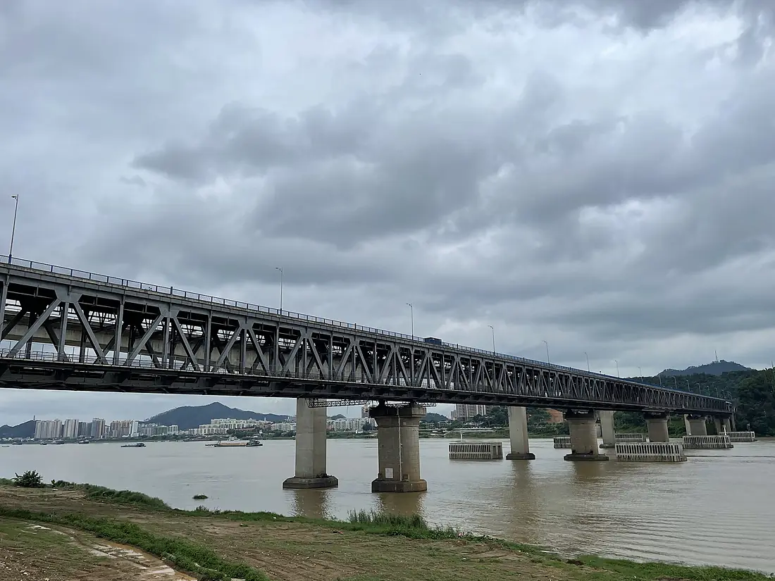 Zhaoqing Xijiang Bridge