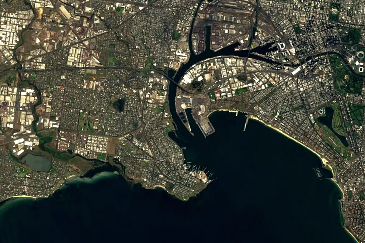 Yarra River: satellite view of the mouth
